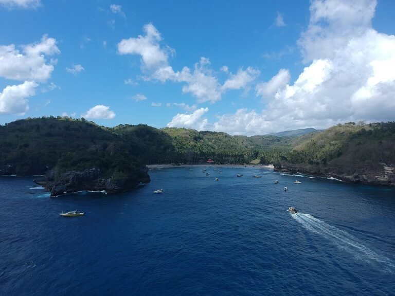 Turquoise water at Crystal Bay, Nusa Penida