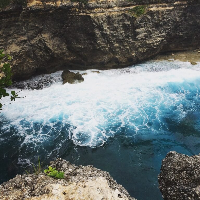 Broken Beach cliffs and ocean, Nusa Penida